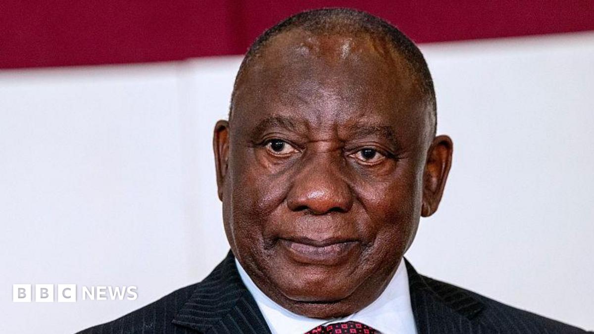 <div>South Africa's president wins bid to temporarily halt impeachment inquiry over 'Farmgate'</div>