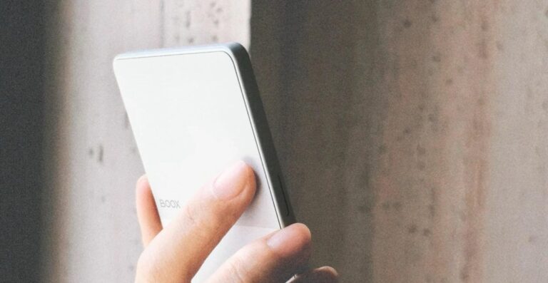 <div>Boox is taking on Xteink with its own tiny e-reader</div>
