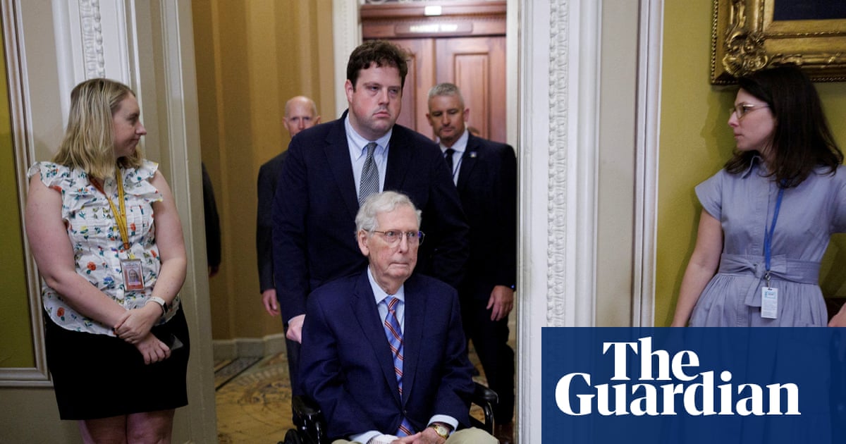 Mitch McConnell leaves rehab center to continue recovery from fall at home