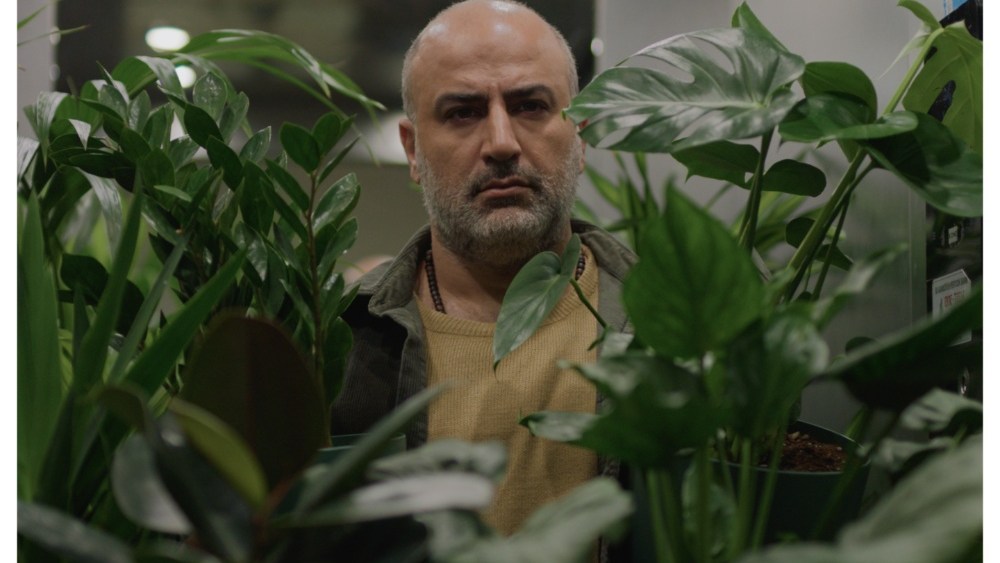Iranian Director Ali Asgari Unveils First Clip From Venice-Bound ‘A Bit of Light’: ‘This Trump Guy Is Threatening to Bomb Here Every Day’ (EXCLUSIVE)