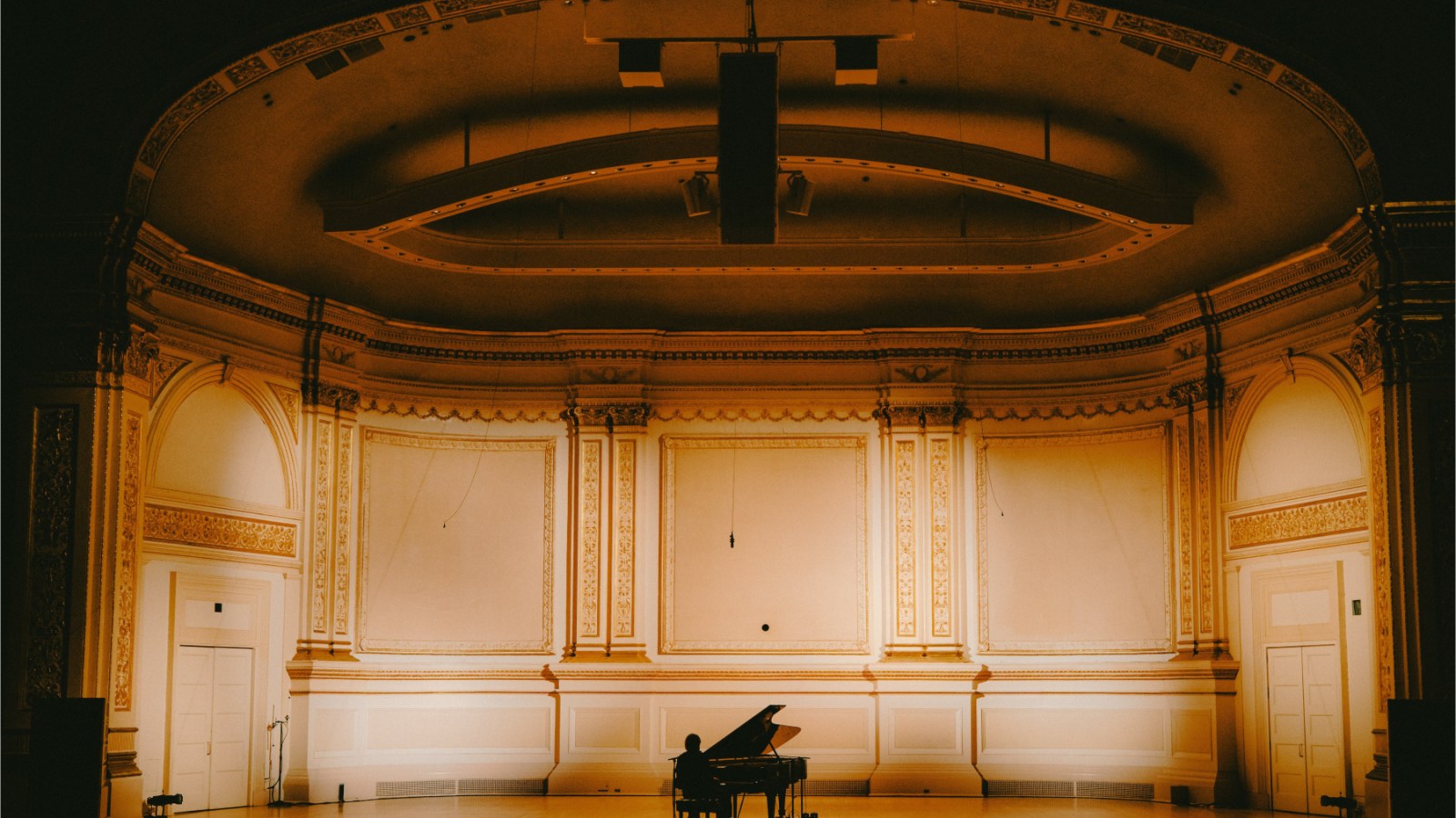 Cameron Winter Preps Live Album From Historic Carnegie Hall Show