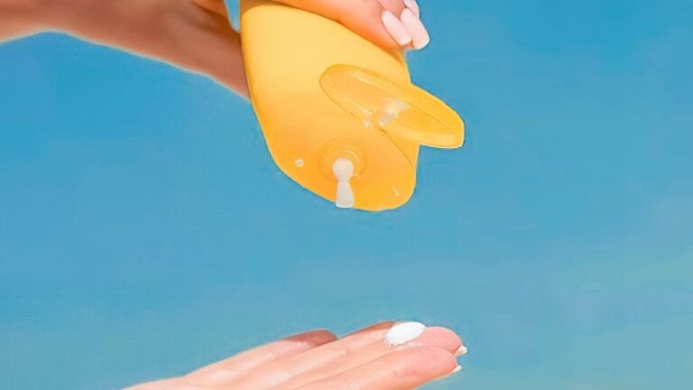 'Game-Changing' New Sunscreen Ingredient Blocks One of The Most Elusive Types of Solar Radiation