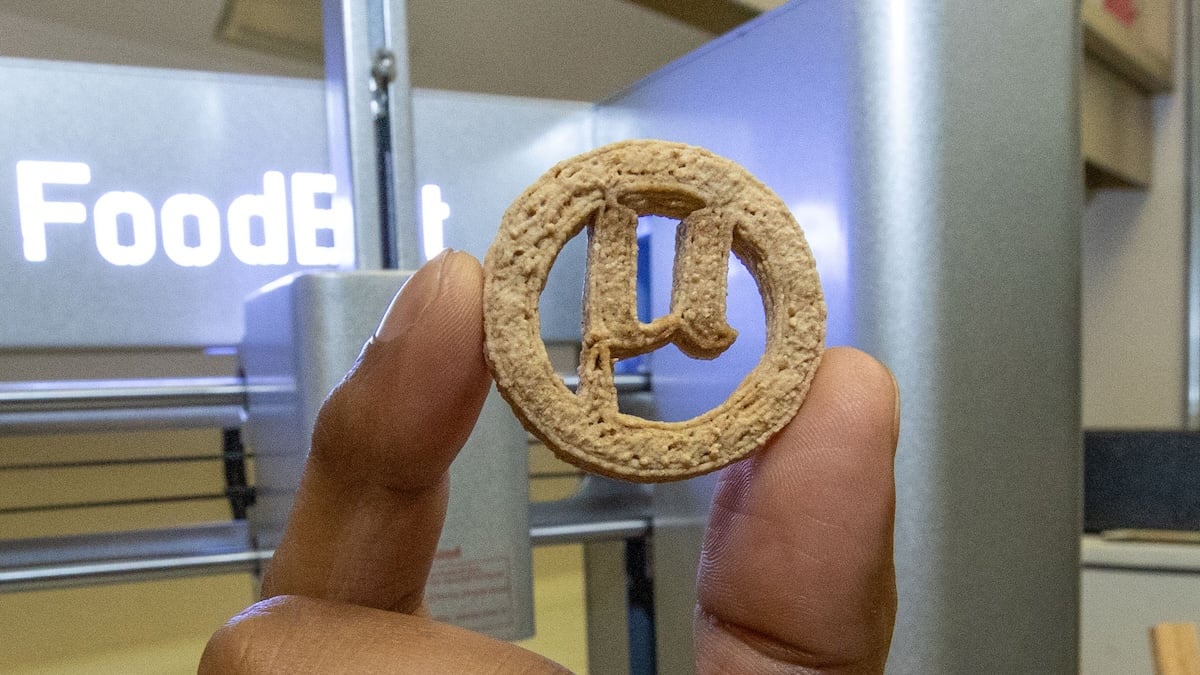Scientists Just Made A Cookie Out of Recycled Plastic 'Slurry'. Welcome to 2026