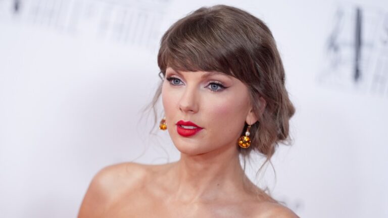 Taylor Swift Recalls How ‘I Knew You Were Trouble’ Was Written As a ‘Really Sad Ballad’ in Grammy Museum Conversation Video