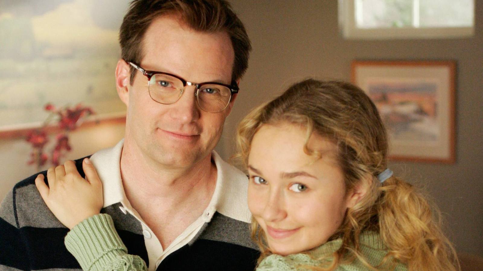 Hayden Panettiere’s ‘Heroes’ Dad Mourns Star and Criticizes Paparazzi That ‘Hunted’ Her
