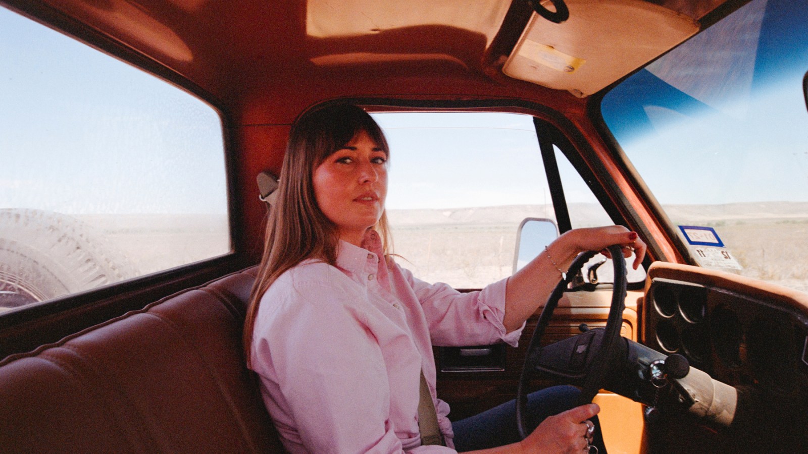 Jess Williamson Is Caught Between Texas and L.A., and She’s Learning to Love It