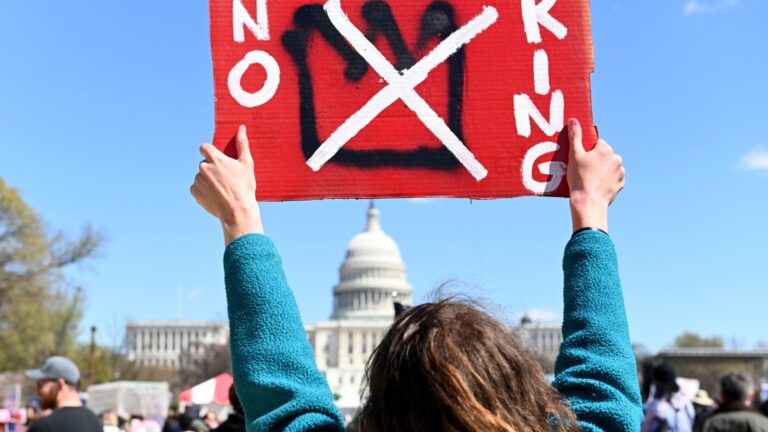 How to Overcome Hopelessness in the Trump Era