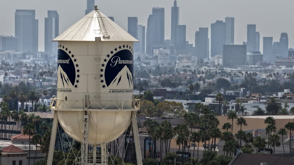 Paramount and State A.G. to Meet Monday to Discuss Settlement of Antitrust Case