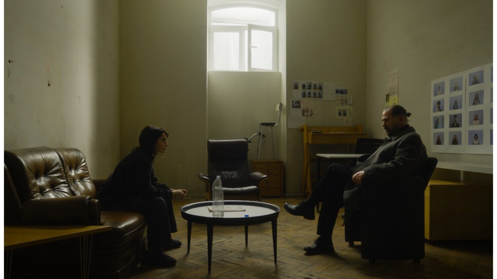 ‘Supporting Role’ Review: Dato Bakhtadze Captivates in a Nocturnal Odyssey Through Tbilisi