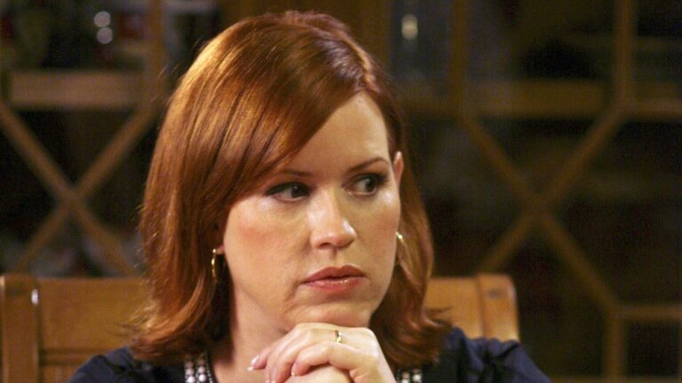 Molly Ringwald Says ‘Secret Life of the American Teenager’ Was Her ‘Worst’ Work Experience: ‘One Person Was Really Difficult’
