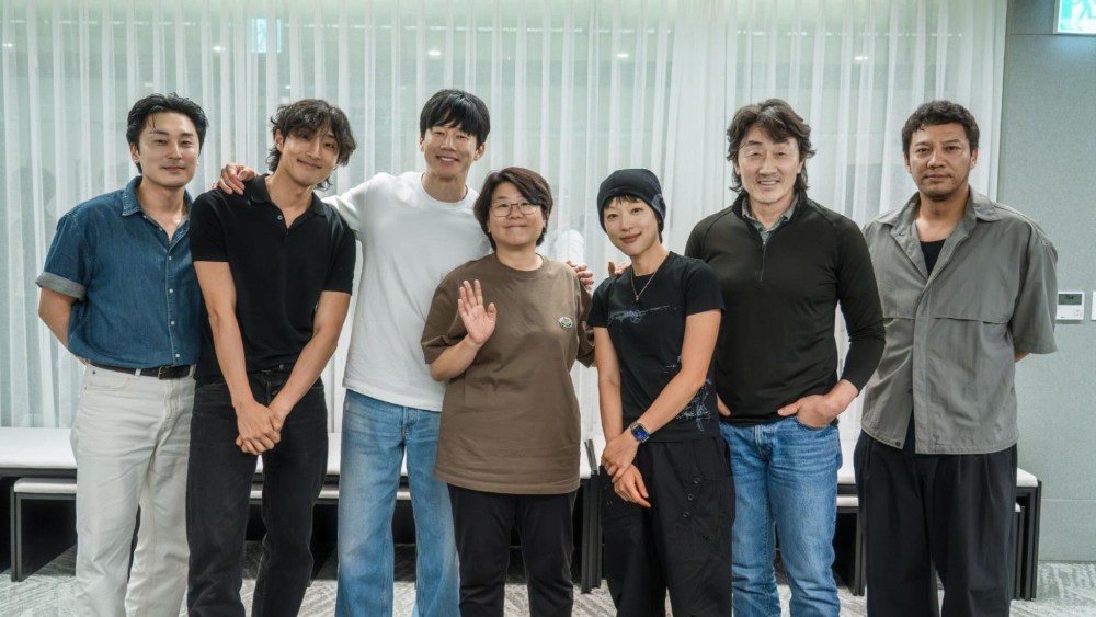 Lee Jung-eun, Kim Moo-yul Board Netflix’s Action-Noir Series ‘The Shooter’