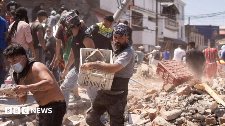 At least 132 killed in Colombia's largest  earthquake in years