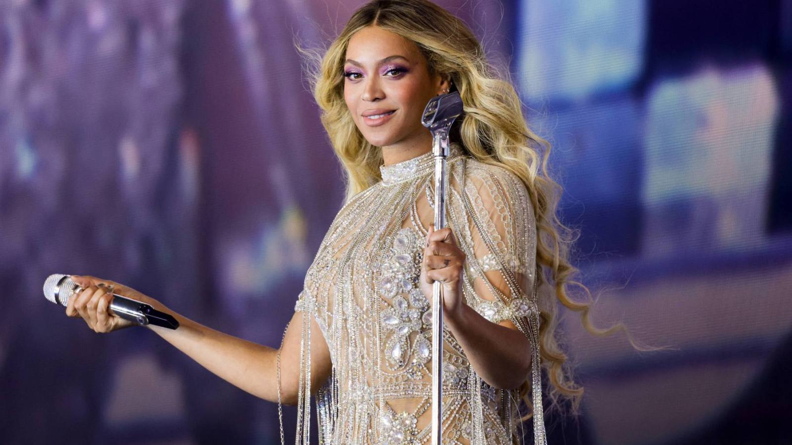 Beyoncé to Donate $1 Million to Earthquake Relief Efforts in Colombia’s Hardest-Hit Areas