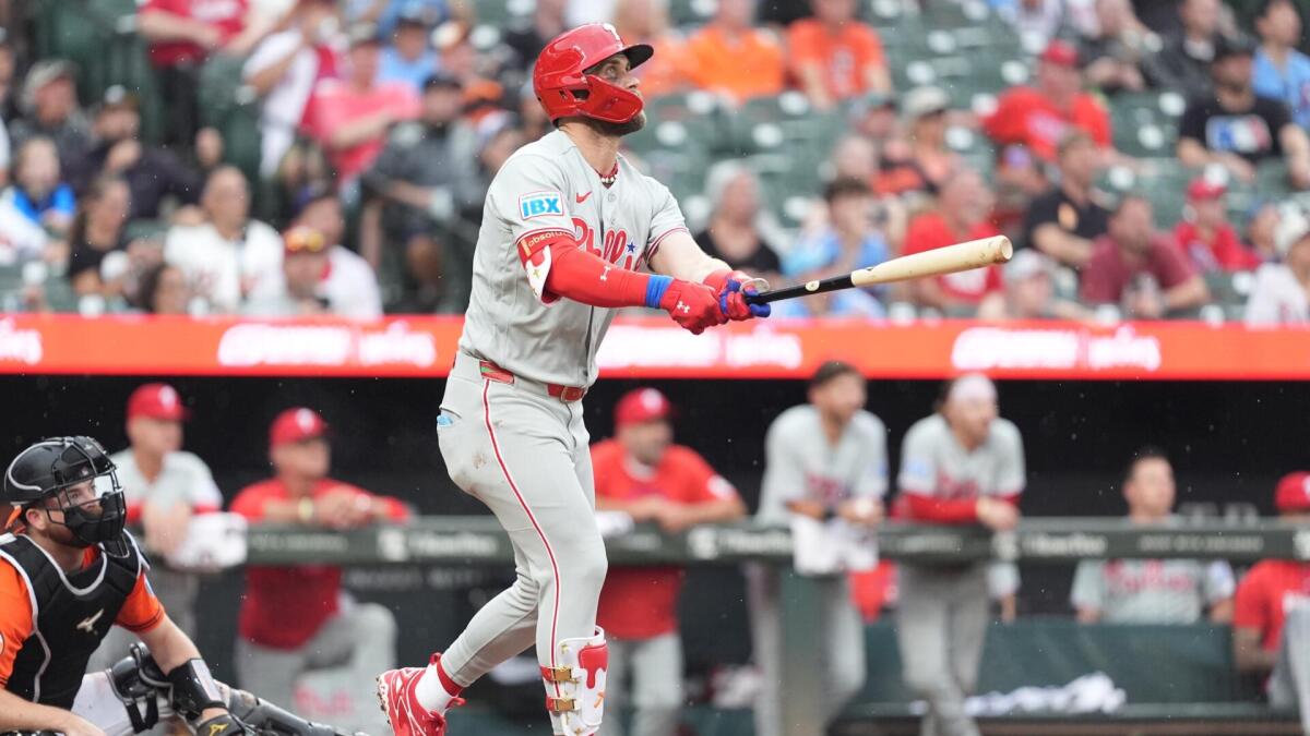 Free MLB home run picks, odds for August 11: Bryce Harper in expert's best bets for Tuesday HR player props