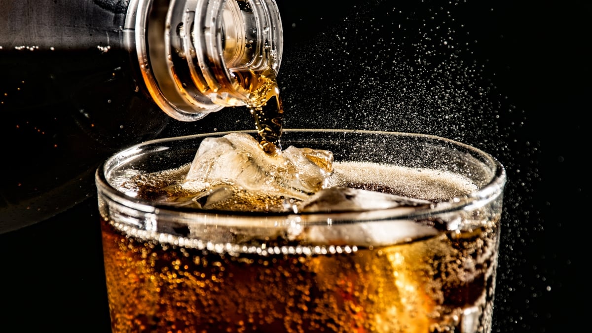 Sugar-Sweetened Beverages Linked to Stomach Cancer For The First Time