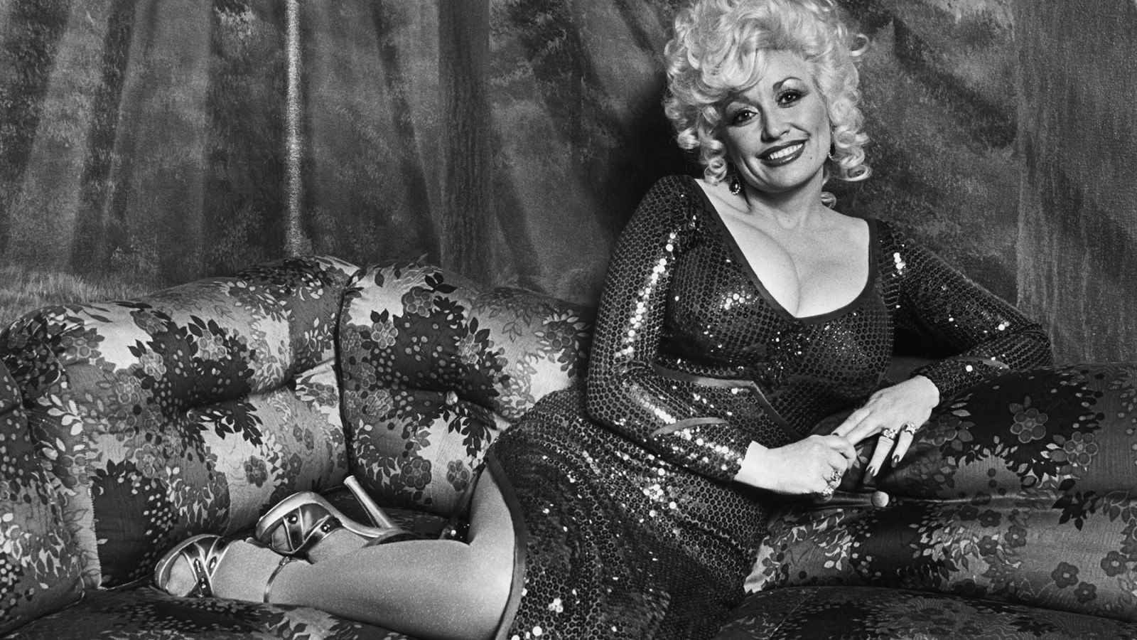 Kacey Musgraves, Maren Morris, Jack White Mourn Dolly Parton: ‘The World Feels Less Sparkly’