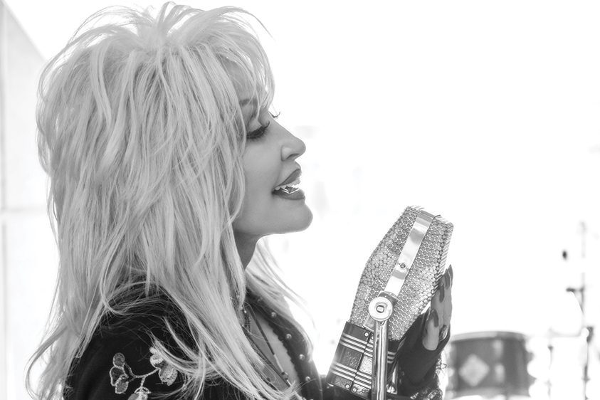Dolly Parton Streams Surge on Spotify With 2,320% Increase in the United States