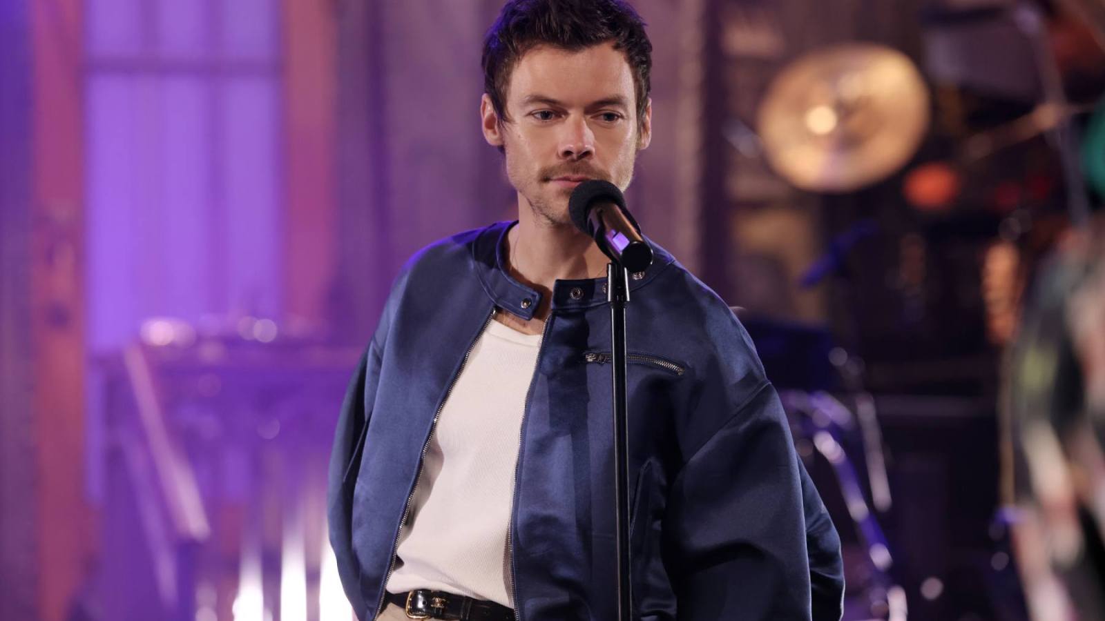 Harry Styles Honors Dolly Parton at Madison Square Garden Opening Night: ‘We Love You’