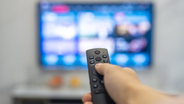 How to watch One Piece online for free