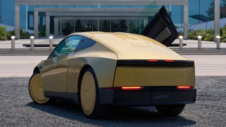 Tesla shows first Cybercab with built-in Starlink. Elon Musk explains why it needs one.