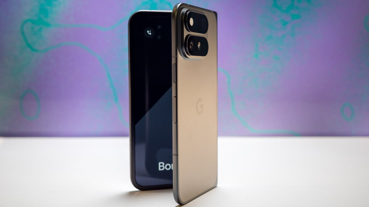 Review: The Google Pixel 11 Pro Fold finally gives Samsung a real fight