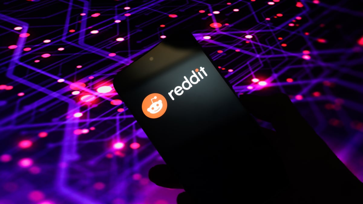ChatGPT mysteriously stops citing Reddit in many responses to users