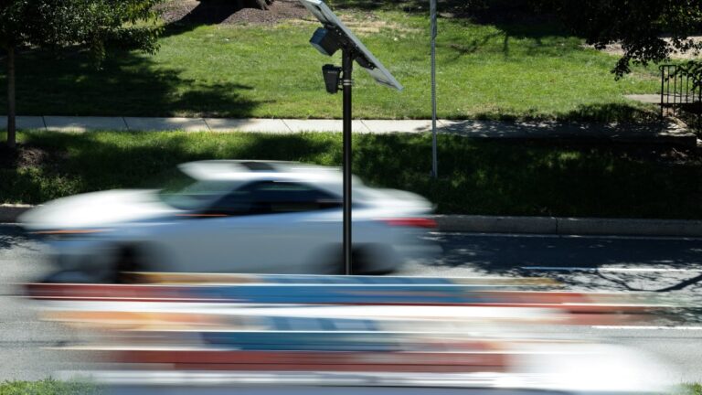 Can a vehicle wrap hide your car from Flock cameras?