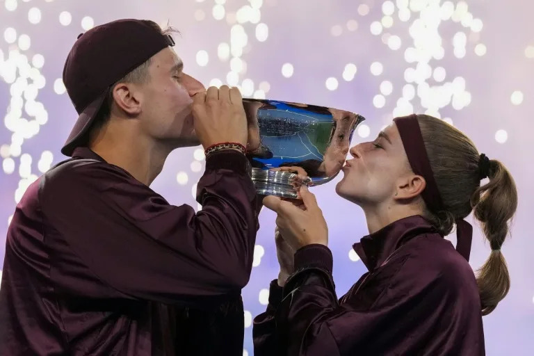 Czech duo Muchova and Mensik win US Open mixed doubles title