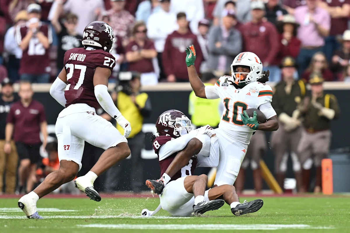 Texas A&M football's DC, players discuss fall camp progress