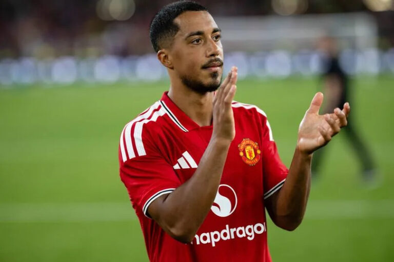 Youri Tielemans apologizes for controversial Aston Villa comment after Manchester United move