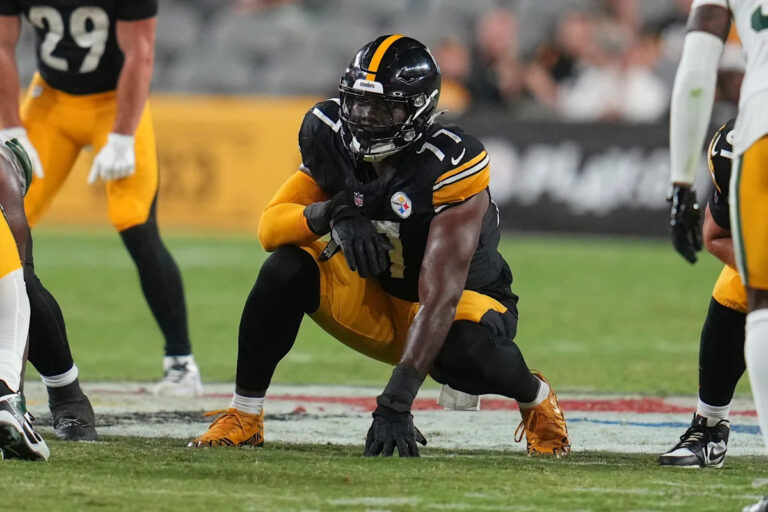 Cowboys acquire offensive tackle Broderick Jones from Steelers, AP source says