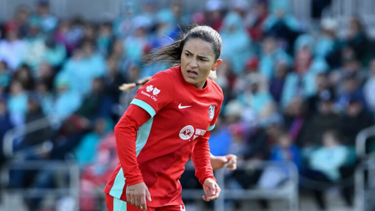 Sophia Wilson's goal gives the Portland Thorns a 1-0 win over Denver