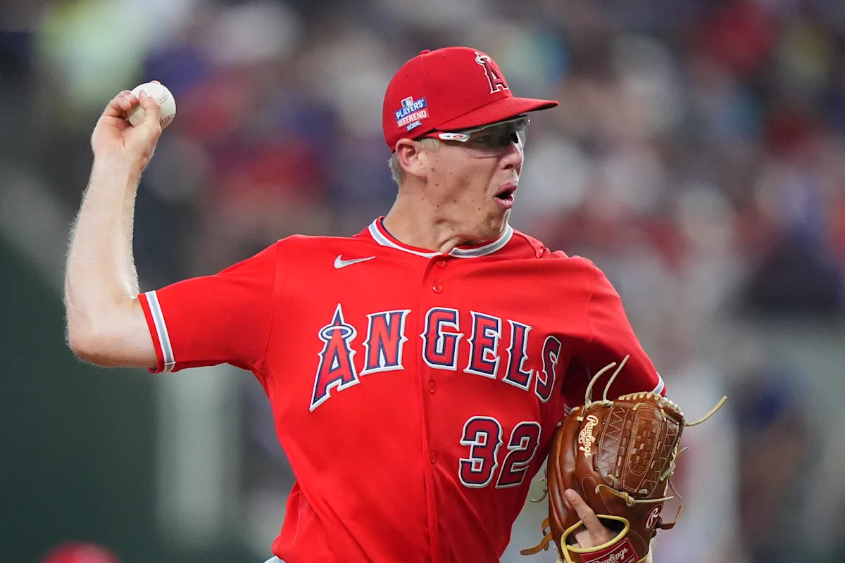 Angels' Ryan Johnson, two relievers combine on 1-hitter in 3-0 victory over the Rangers