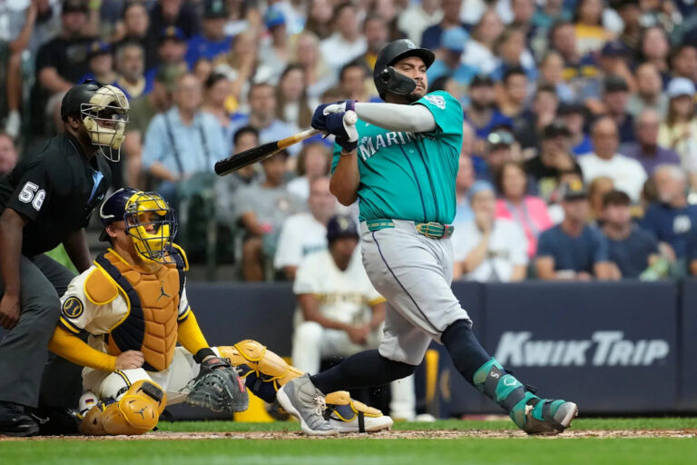 Mariners bounce back from humiliating loss, pound Dustin May early to beat Brewers 7-5