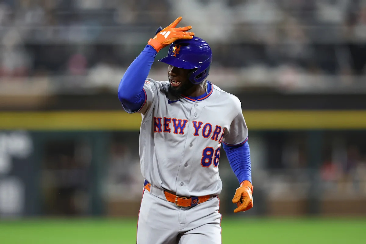 Orioles claim OF Luis Robert Jr. off waivers from the New York Mets