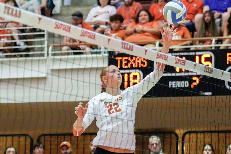 Texas volleyball vs Nebraska: Live updates as the preseason No. 1, 2 teams battle