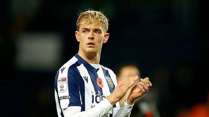 West Brom sign Collyer from Manchester United