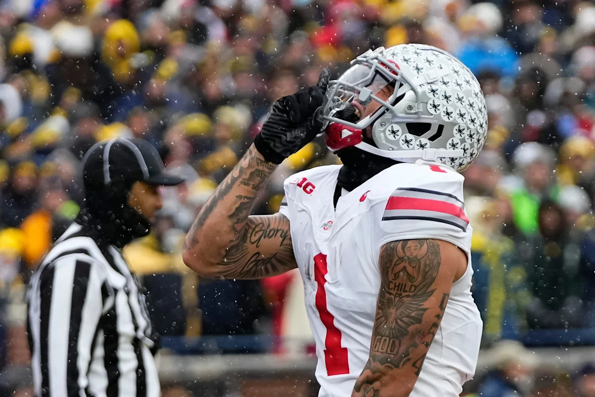 Ohio State receiver named on the Paul Hornung preseason watch list