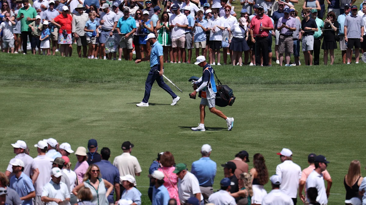 2026 BMW Championship: Scottie Scheffler battles through HFMD for another T-10 finish