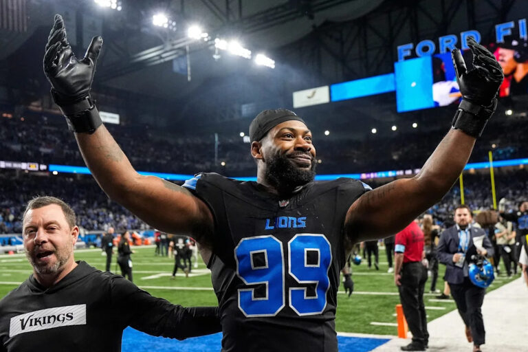 Falcons DE Opens Up on Return to NFL After Heartbreaking Family Losses