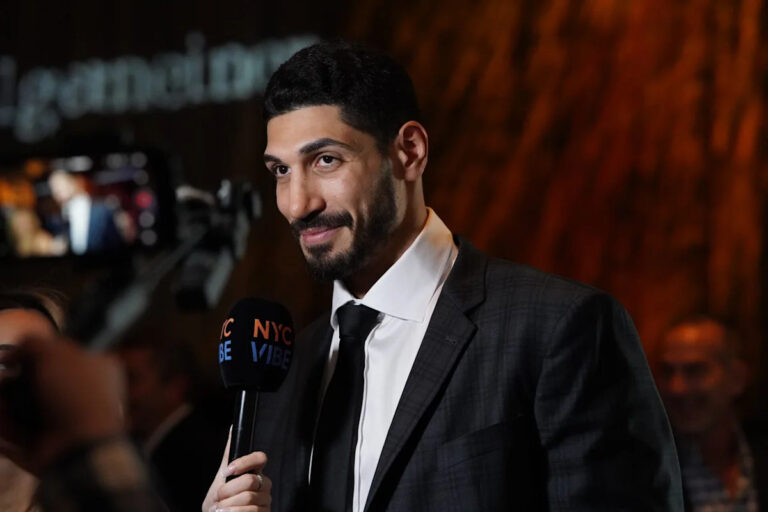 ESPN analyst takes a dig at ‘desperate’ Enes Kanter while discussing Klay Thompson to Miami Heat
