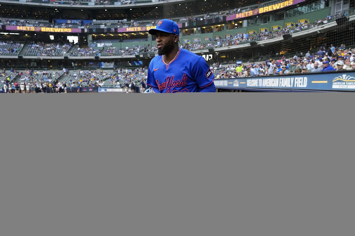 Report: Mets Place Veteran Outfielder on Waivers