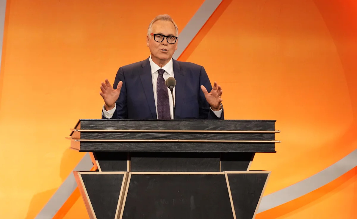 Mike D'Antoni says he took Lakers coaching job because of Steve Nash