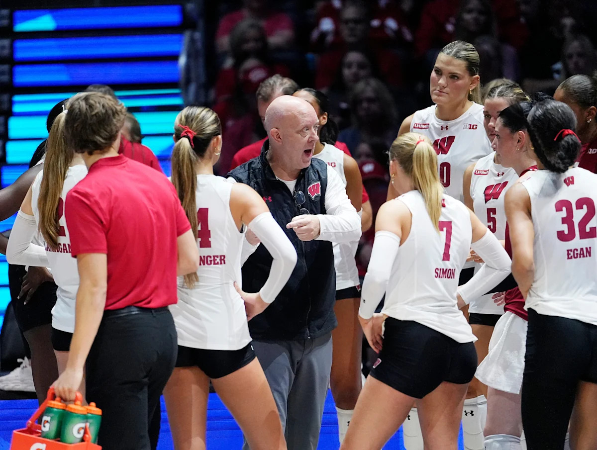 3 takeaways as Pitt routs short-handed Wisconsin volleyball