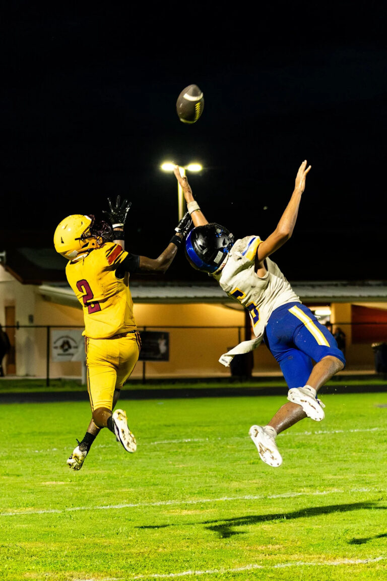 John Carroll football stays unbeaten with road win at Glades Central