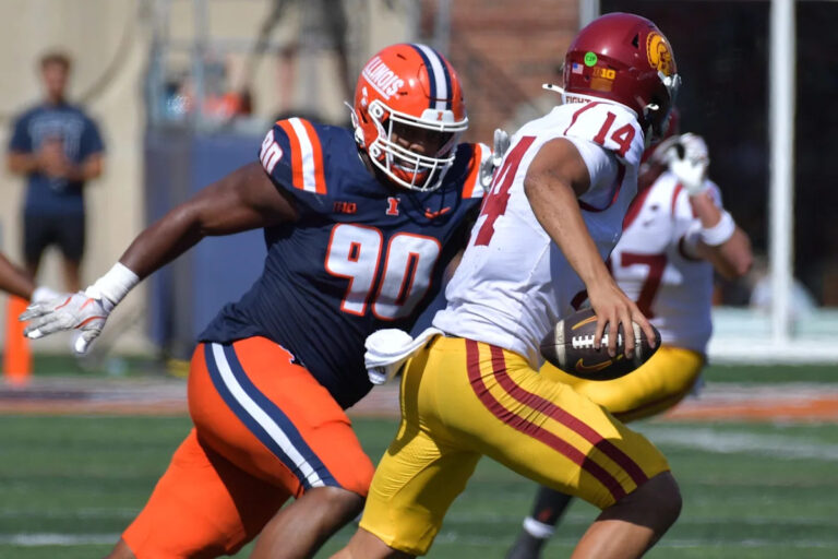 Intriguing undrafted rookie gets opportunity with injury to 49ers DL