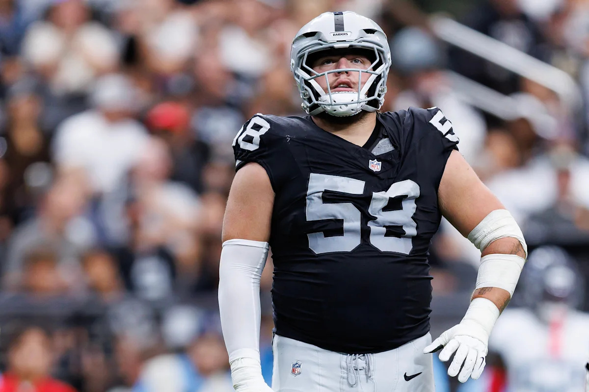 Jackson Powers-Johnson exits Las Vegas Raiders’ training camp practice with injury