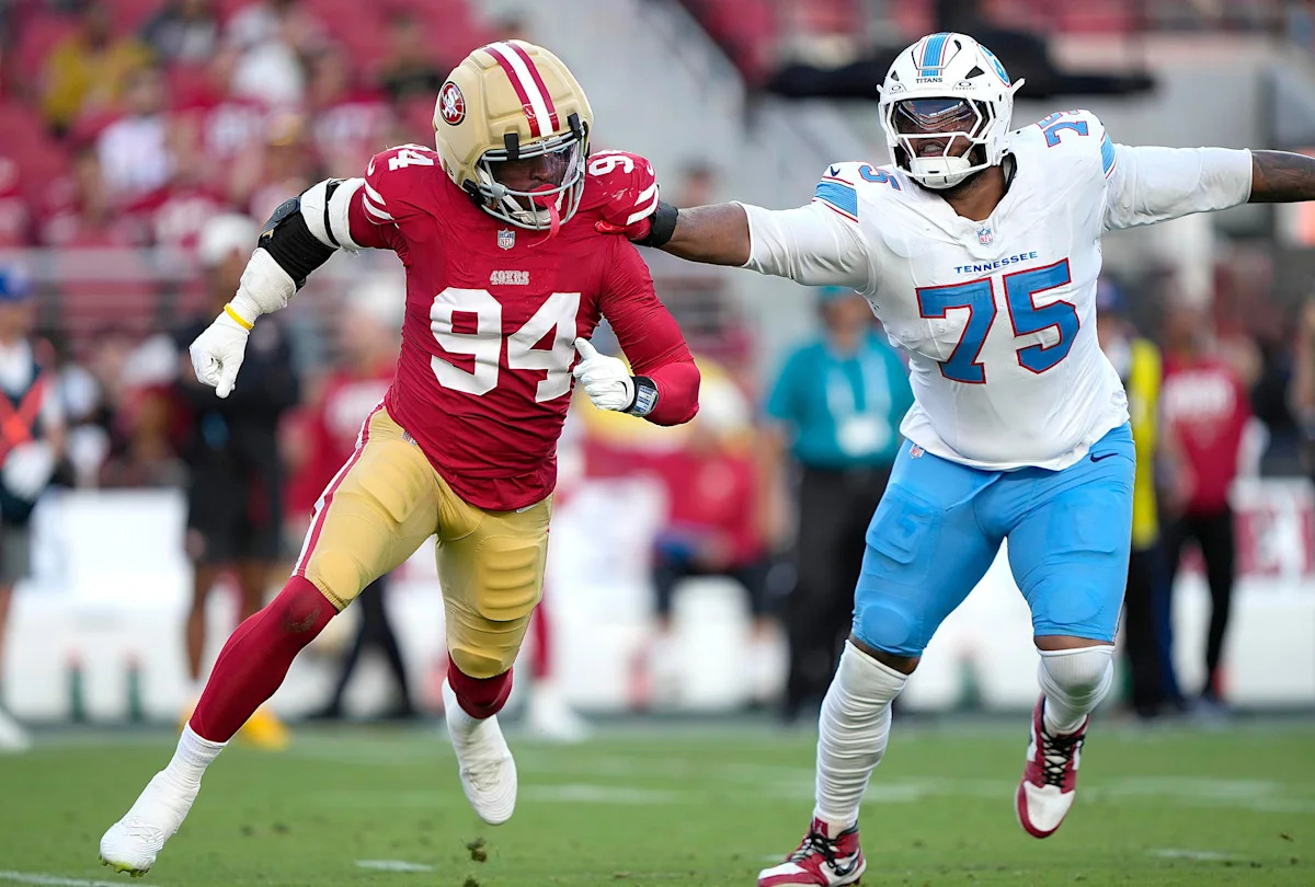 49ers News: Mike Evans practices again