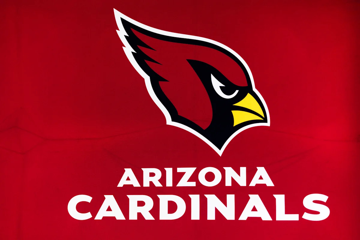What if the Cardinals added yellow to their team colors?