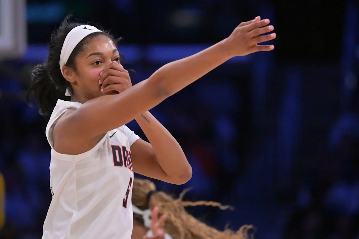 Dream star Angel Reese perfect, gets historic double-double vs. Sparks